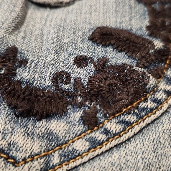 [Gloria Vanderbilt] Jean Shorts- Size 10 - Picture 12 of 12